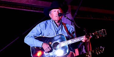 Image of George Strait In Chicago