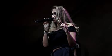 Image of Alina Baraz