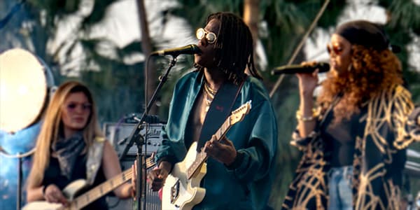 Image of Daniel Caesar