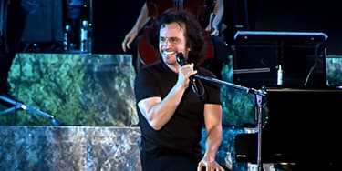 Image of Yanni