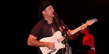 Image of Clint Black In Ridgefield