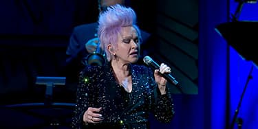 Image of Cyndi Lauper