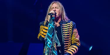 Image of Def Leppard In Mount Pleasant