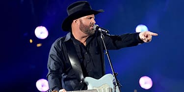 Image of Garth Brooks