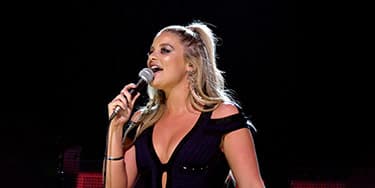 Image of Lauren Alaina