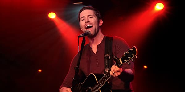 Image of Josh Turner In Pensacola