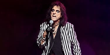 Image of Alice Cooper In Niagara Falls