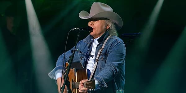 Image of Dwight Yoakam In Albertville
