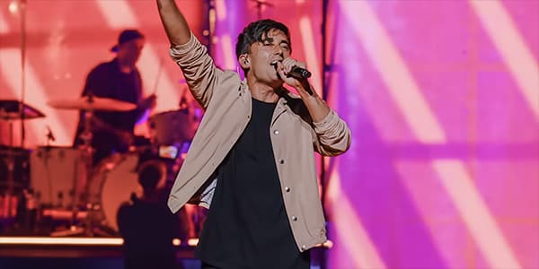 Image of Phil Wickham In Fairfax