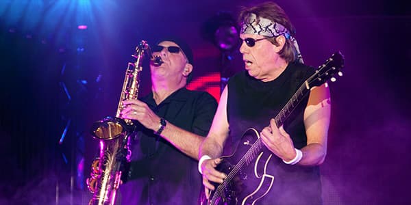Image of George Thorogood And The Destroyers In Greensburg