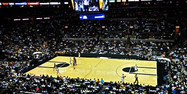 Image of San Antonio Spurs At Los Angeles, CA - Crypto.com Arena